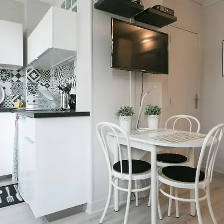 Апартаменты Beautiful Rue Sauffroy Париж